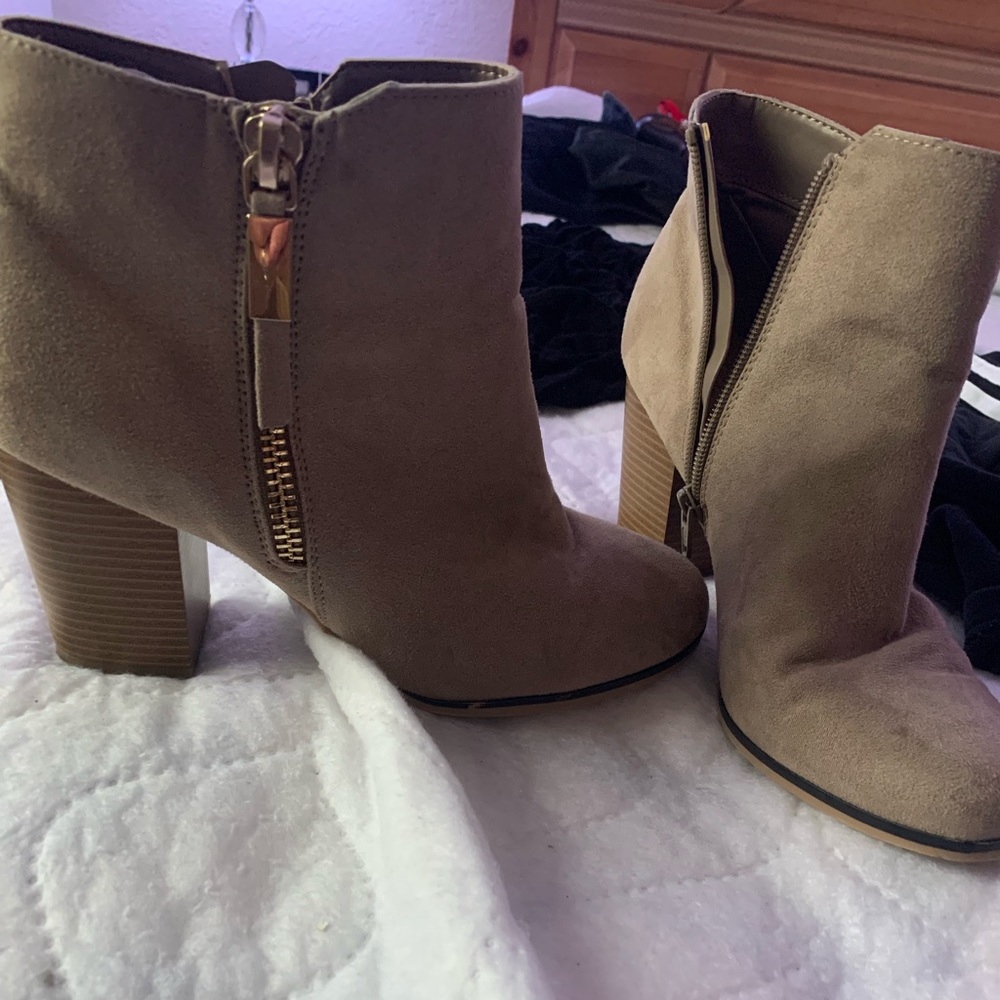 Apt 9 Booties